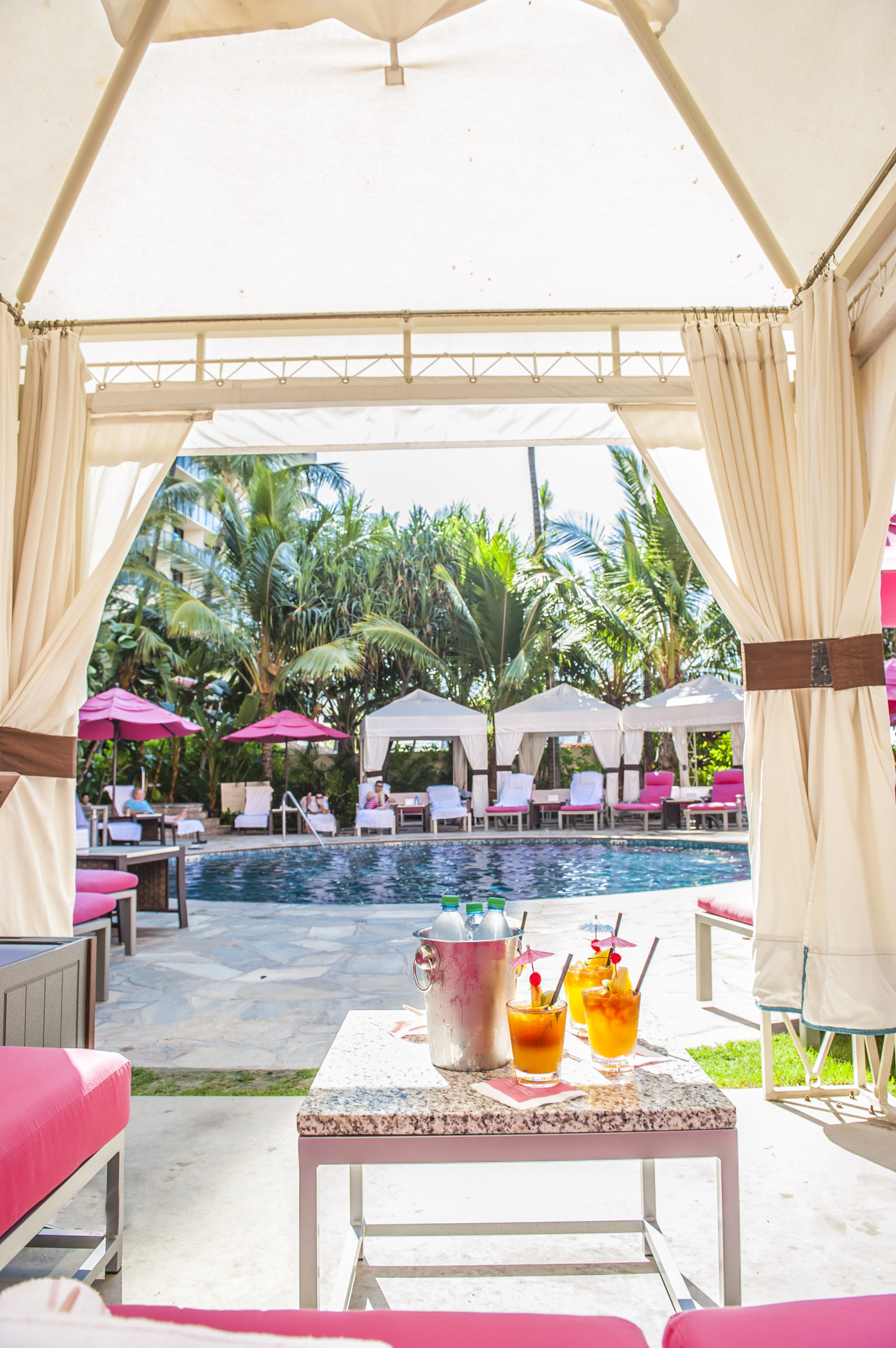 ロイヤル・ハワイアンのワイキキ・ビーチ・サービス｜アンブレラ